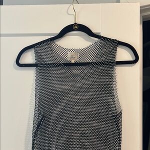 Black and White Sleeveless Sheath Dress